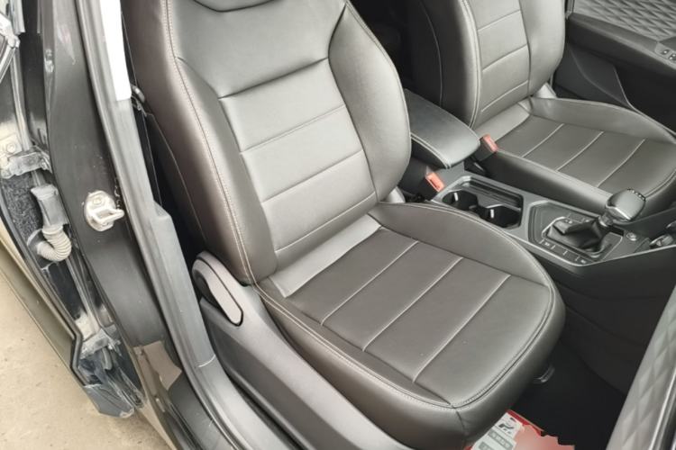 Used Volkswagen Tharu 2021 280TSI Two-Wheel Drive Trend Edition Right Front Seat