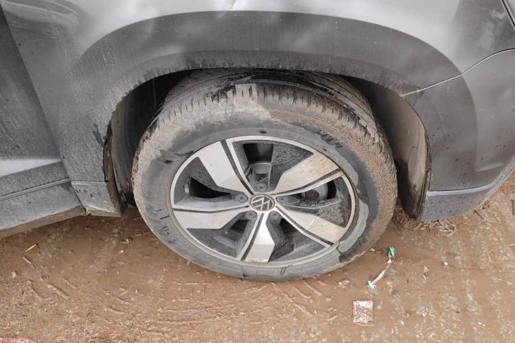 Used Volkswagen Tharu 2021 280TSI Two-Wheel Drive Comfort Edition Right Front Wheel Hub