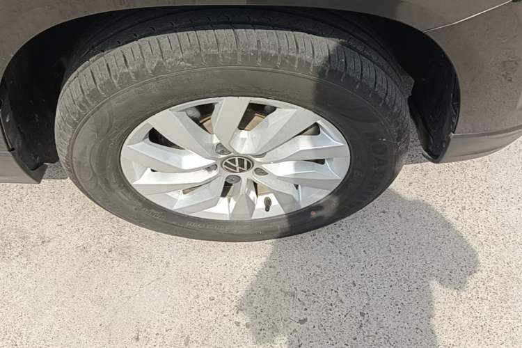 Used Volkswagen Tharu 2021 280TSI Two-Wheel Drive Trend Edition Right Front Wheel Hub