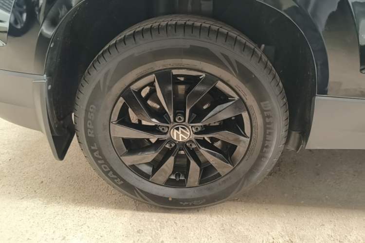 Used Volkswagen Tharu 2021 280TSI Two-Wheel Drive Trend Edition Right Rear Wheel Hub