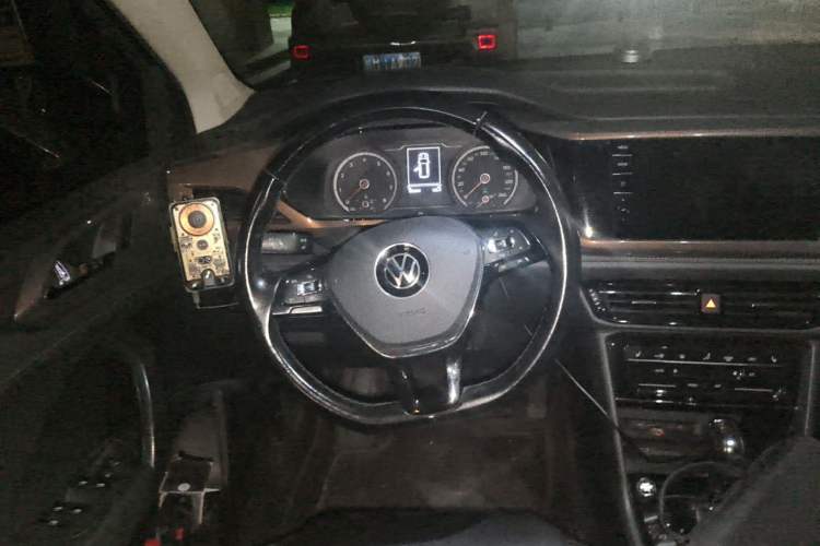 Used Volkswagen Tharu 2021 280TSI Two-Wheel-Drive Luxury Plus Edition Steering Wheel