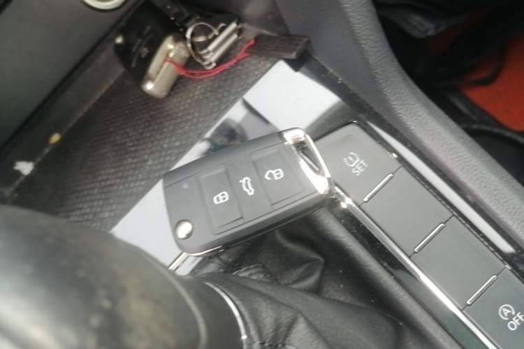 Used Volkswagen Tharu 2021 280TSI Two-Wheel Drive Comfort Edition Vehicle Key