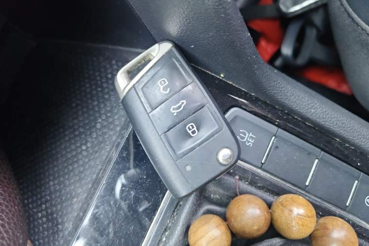 Used Volkswagen Tharu 2021 280TSI Two-Wheel-Drive Luxury Plus Edition Vehicle Key