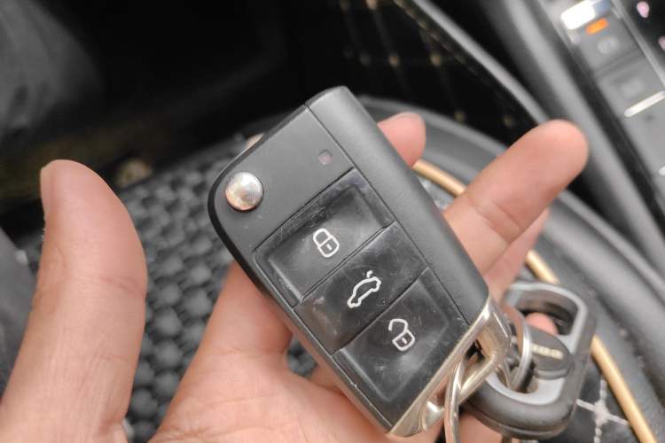 Used Volkswagen Tharu 2021 280TSI Two-Wheel Drive Comfort Edition Vehicle Key