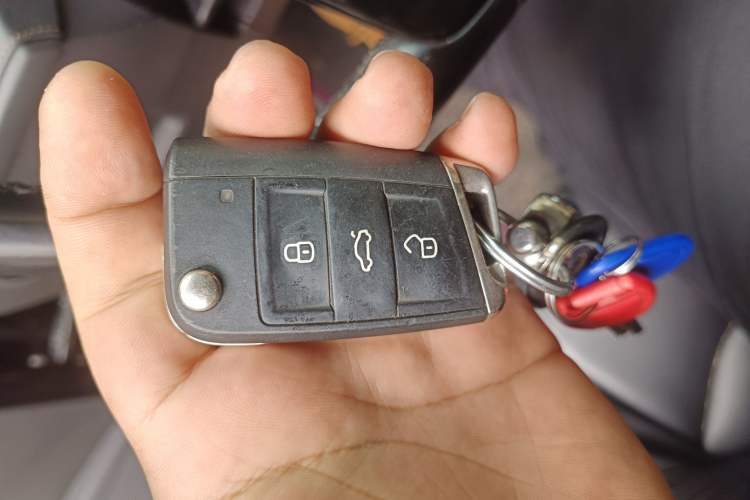 Used Volkswagen Tharu 2021 280TSI Two-Wheel Drive Comfort Edition Vehicle Key