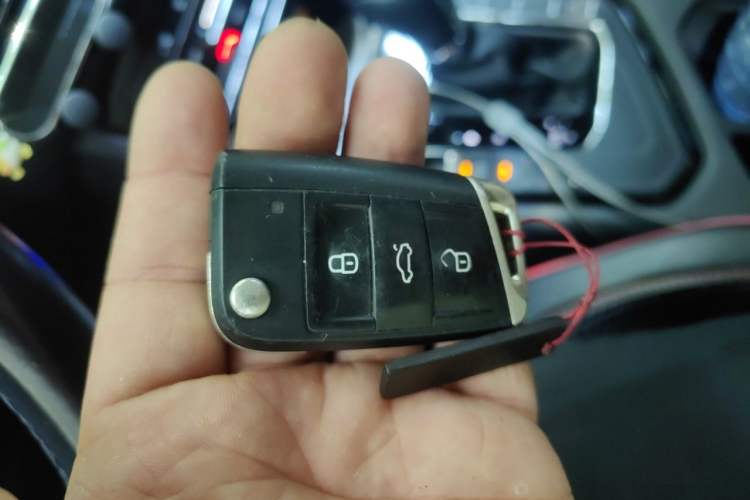 Used Volkswagen Tharu 2021 280TSI Two-Wheel Drive Comfort Edition Vehicle Key