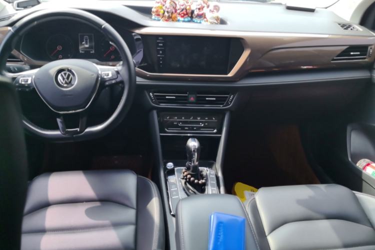 Used Volkswagen Tharu 2021 330TSI Four-Wheel Drive Luxury Edition Center Console