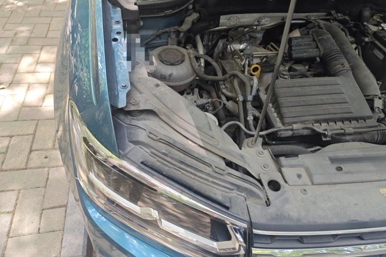 Used Volkswagen Tharu 2021 280TSI Two-Wheel-Drive Luxury Plus Edition Engine Bay Right