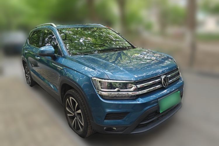 Used Volkswagen Tharu 2021 280TSI Two-Wheel-Drive Luxury Plus Edition Front Right 45 Deg