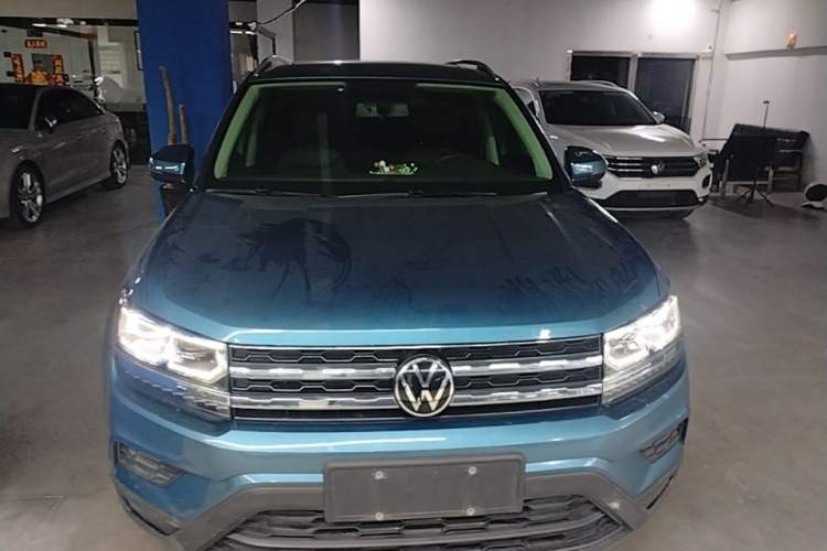 Used Volkswagen Tharu 2021 280TSI Two-Wheel-Drive Luxury Plus Edition Front