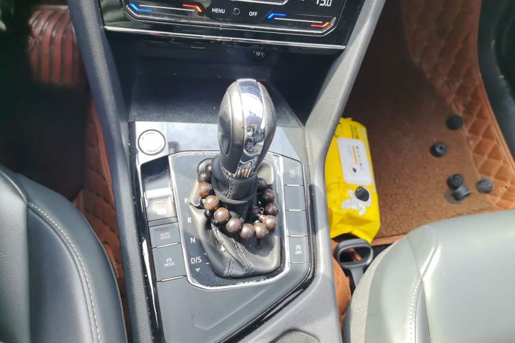 Used Volkswagen Tharu 2021 330TSI Four-Wheel Drive Luxury Edition Gear Lever