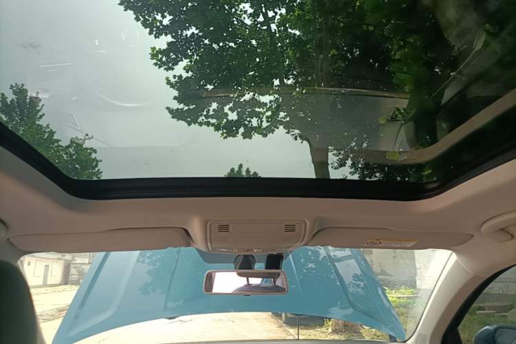 Used Volkswagen Tharu 2021 280TSI Two-Wheel-Drive Luxury Plus Edition Headliner