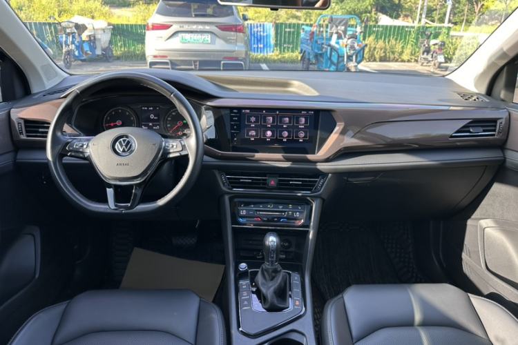 Used Volkswagen Tharu 2021 280TSI Two-Wheel-Drive Luxury Plus Edition Interior 1