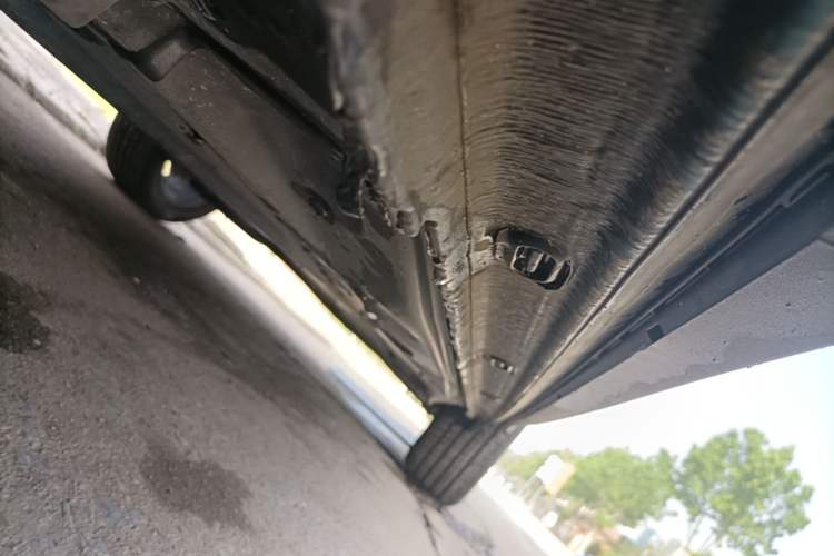 Used Volkswagen Tharu 2021 280TSI Two-Wheel-Drive Luxury Plus Edition Left Side Sill