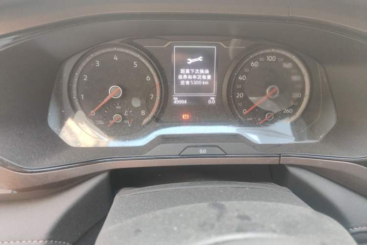 Used Volkswagen Tharu 2021 280TSI Two-Wheel-Drive Luxury Edition Odometer Close Up