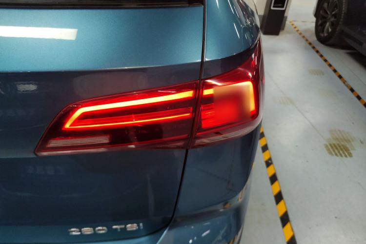 Used Volkswagen Tharu 2021 280TSI Two-Wheel-Drive Luxury Plus Edition Right Rear Taillight