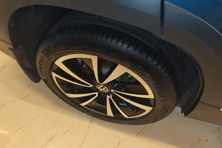 Used Volkswagen Tharu 2021 330TSI Four-Wheel Drive Luxury Edition Right Rear Wheel Hub