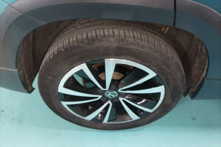 Used Volkswagen Tharu 2021 280TSI Two-Wheel-Drive Luxury Plus Edition Right Rear Wheel Hub