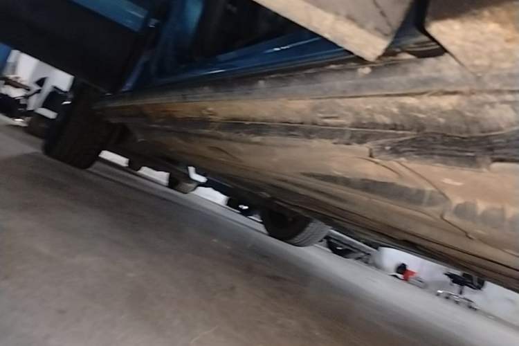 Used Volkswagen Tharu 2021 280TSI Two-Wheel-Drive Luxury Plus Edition Right Side Sill