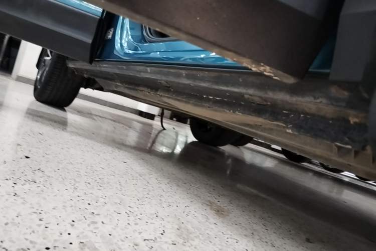 Used Volkswagen Tharu 2021 280TSI Two-Wheel-Drive Luxury Edition Right Side Sill
