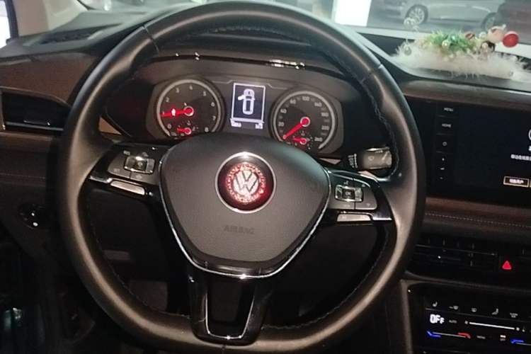 Used Volkswagen Tharu 2021 280TSI Two-Wheel-Drive Luxury Plus Edition Steering Wheel