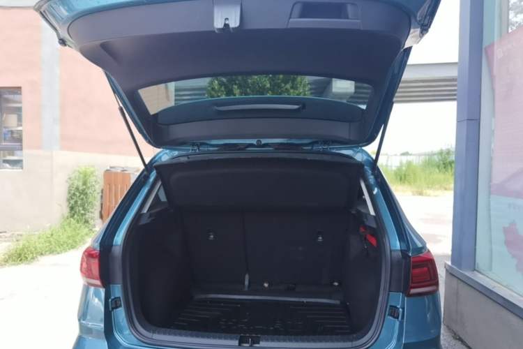 Used Volkswagen Tharu 2021 280TSI Two-Wheel Drive Comfort Edition Trunk