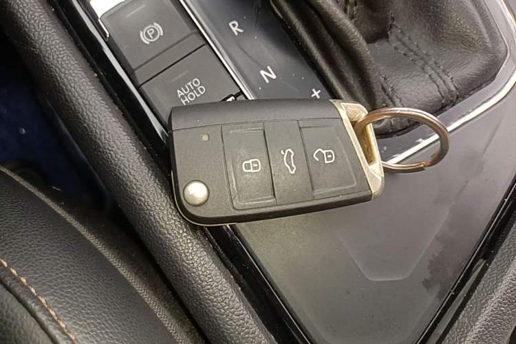 Used Volkswagen Tharu 2021 280TSI Two-Wheel Drive Comfort Edition Vehicle Key