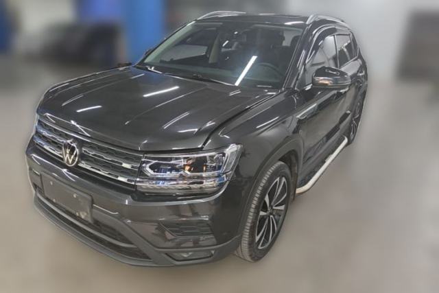 Ojetý Volkswagen Tharu 2021 280TSI Two-Wheel-Drive Luxury Plus Edition
