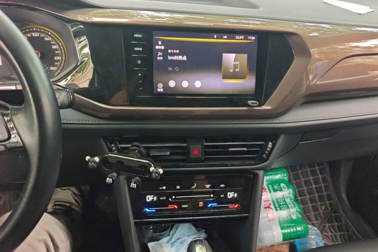 Used Volkswagen Tharu 2021 280TSI Two-Wheel Drive Comfort Edition Audio And AC Panel