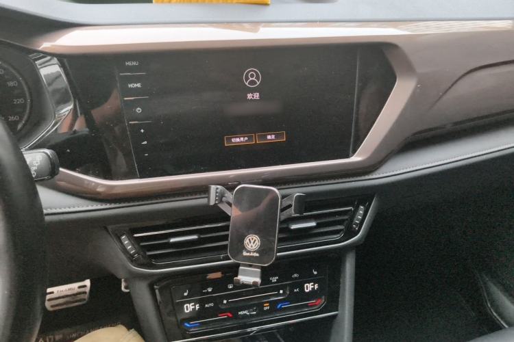 Used Volkswagen Tharu 2021 280TSI Two-Wheel-Drive Luxury Plus Edition Audio And AC Panel