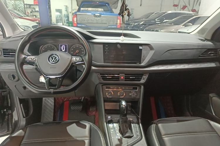 Used Volkswagen Tharu 2021 280TSI Two-Wheel Drive Trend Edition Center Console