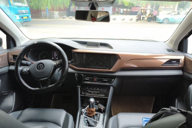 Used Volkswagen Tharu 2021 280TSI Two-Wheel Drive Comfort Edition Center Console