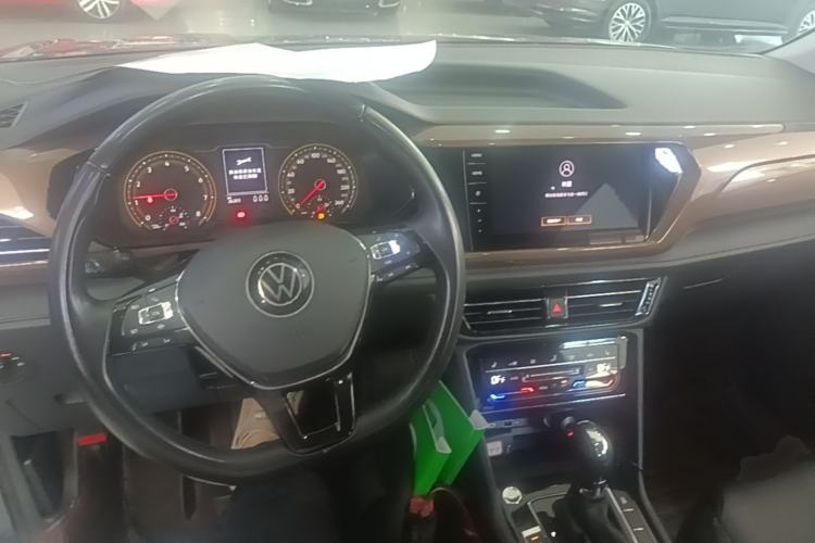 Used Volkswagen Tharu 2021 280TSI Two-Wheel Drive Comfort Edition Center Console