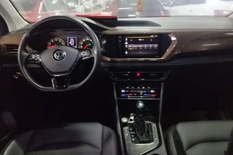 Used Volkswagen Tharu 2021 280TSI Two-Wheel Drive Comfort Edition Center Console