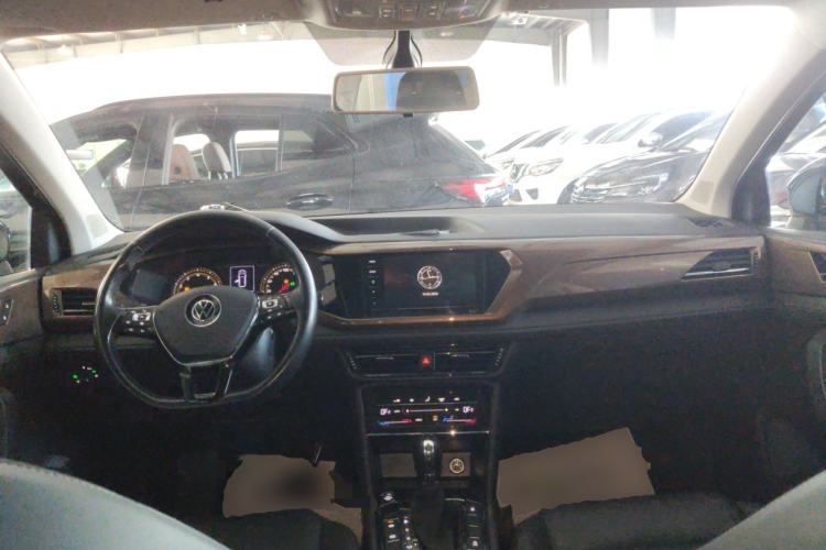 Used Volkswagen Tharu 2021 280TSI Two-Wheel Drive Comfort Edition Center Console