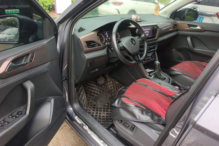 Used Volkswagen Tharu 2021 280TSI Two-Wheel-Drive Luxury Plus Edition Driver Seat