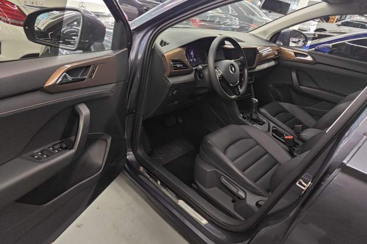 Used Volkswagen Tharu 2021 280TSI Two-Wheel Drive Comfort Edition Driver Seat