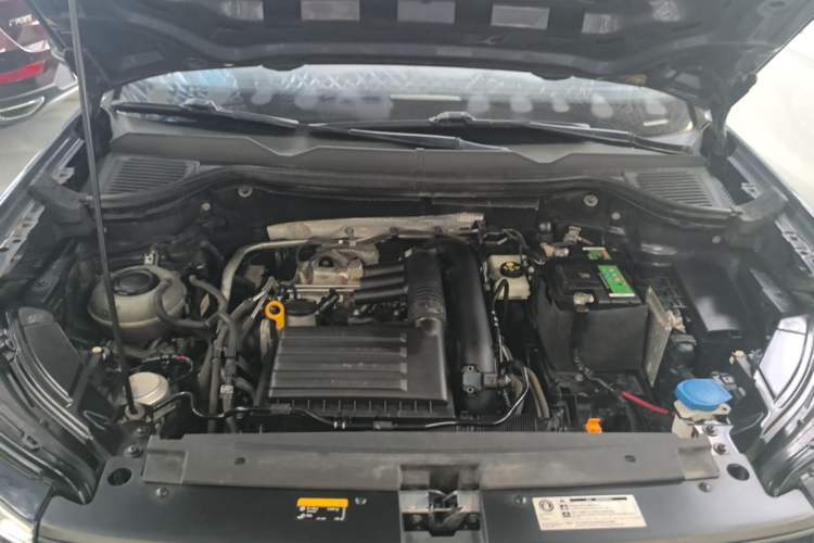 Used Volkswagen Tharu 2021 280TSI Two-Wheel Drive Trend Edition Engine Bay