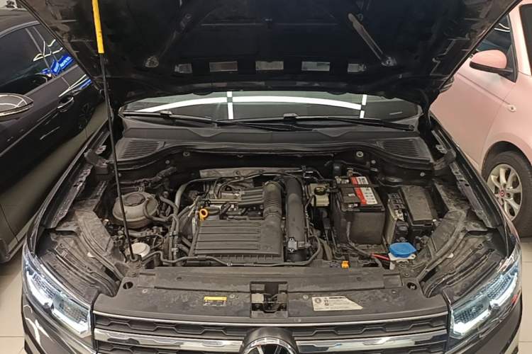 Used Volkswagen Tharu 2021 280TSI Two-Wheel-Drive Luxury Edition Engine Bay