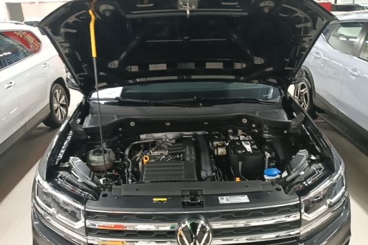 Used Volkswagen Tharu 2021 280TSI Two-Wheel-Drive Luxury Plus Edition Engine Bay