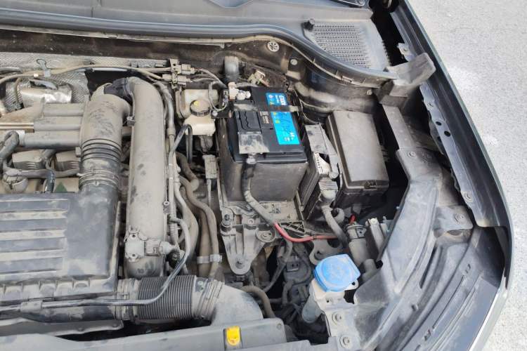 Used Volkswagen Tharu 2021 280TSI Two-Wheel Drive Trend Edition Engine Bay Left