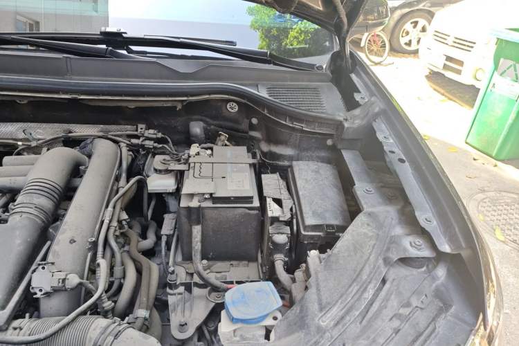 Used Volkswagen Tharu 2021 280TSI Two-Wheel Drive Comfort Edition Engine Bay Left