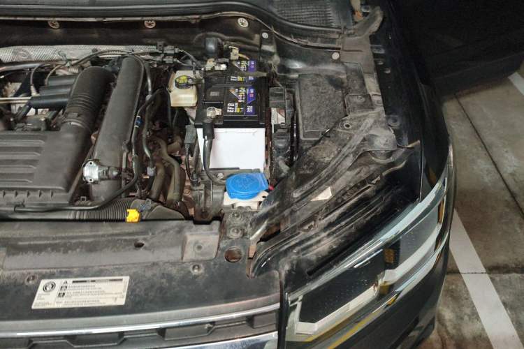 Used Volkswagen Tharu 2021 280TSI Two-Wheel-Drive Luxury Plus Edition Engine Bay Left