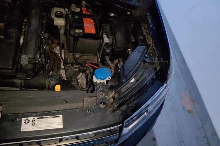 Used Volkswagen Tharu 2021 280TSI Two-Wheel-Drive Luxury Plus Edition Engine Bay Left