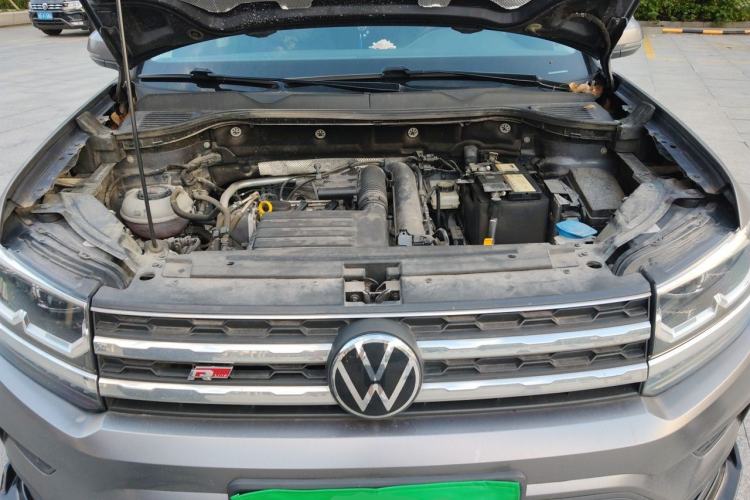 Used Volkswagen Tharu 2021 280TSI Two-Wheel-Drive Luxury Plus Edition Engine Bay