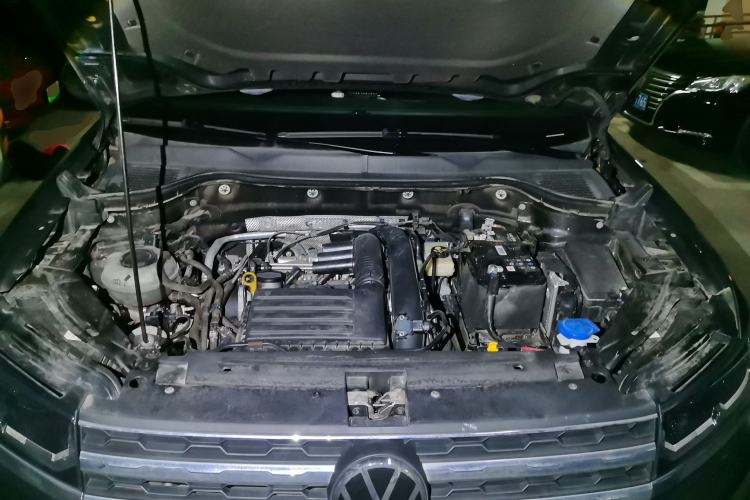 Used Volkswagen Tharu 2021 280TSI Two-Wheel-Drive Luxury Plus Edition Engine Bay
