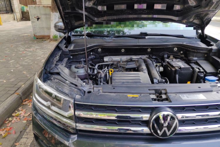 Used Volkswagen Tharu 2021 280TSI Two-Wheel-Drive Luxury Plus Edition Engine Bay Right