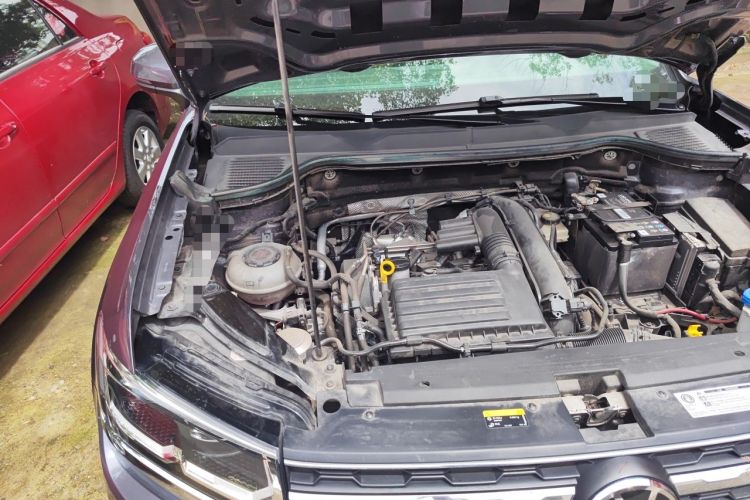Used Volkswagen Tharu 2021 280TSI Two-Wheel-Drive Luxury Plus Edition Engine Bay Right