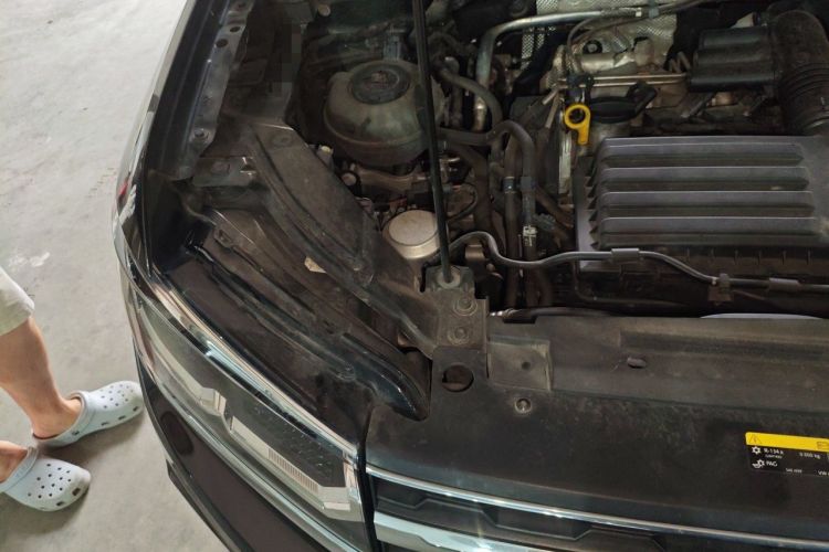 Used Volkswagen Tharu 2021 280TSI Two-Wheel-Drive Luxury Plus Edition Engine Bay Right