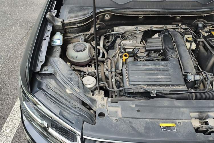 Used Volkswagen Tharu 2021 280TSI Two-Wheel-Drive Luxury Edition Engine Bay Right